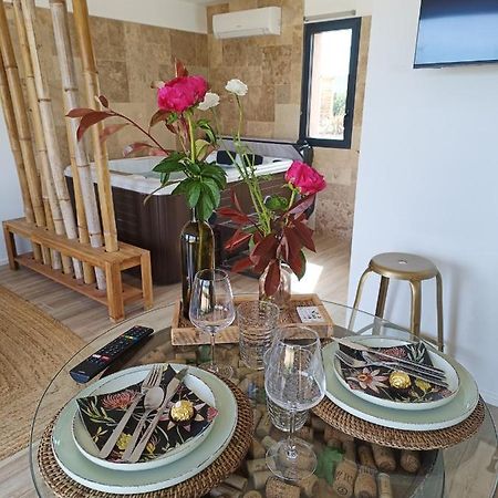 Le Pavillon Des Pivoines Bed & Breakfast Hyères Екстериор снимка